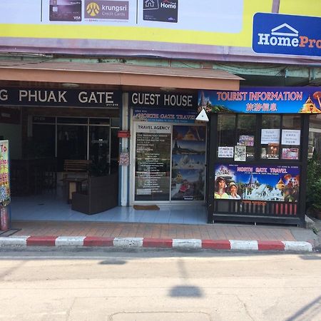 Changphuakgate Guesthouse Čiang Mai Exteriér fotografie