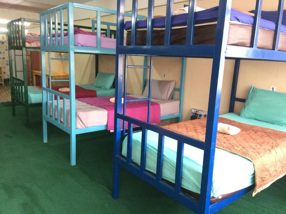 Changphuakgate Guesthouse Čiang Mai Exteriér fotografie