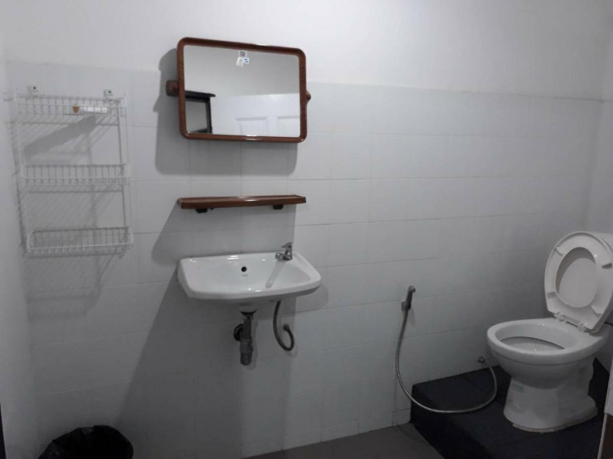 Changphuakgate Guesthouse Čiang Mai Exteriér fotografie