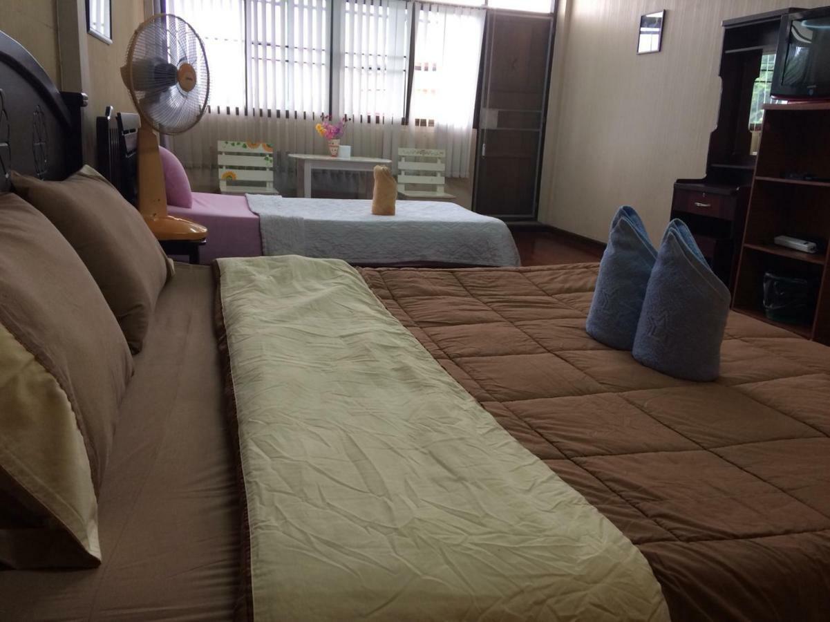 Changphuakgate Guesthouse Čiang Mai Exteriér fotografie